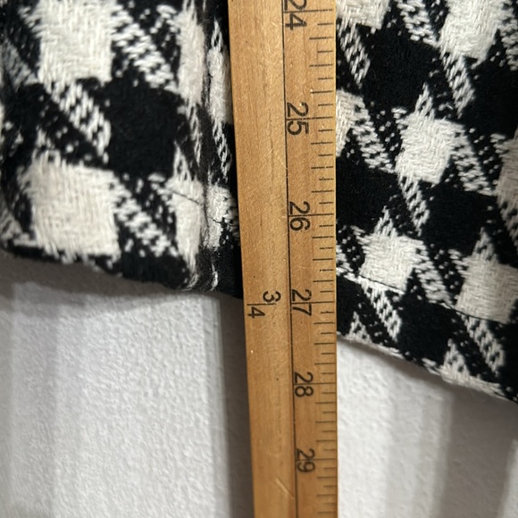 Shein Houndstooth Pattern Belted Tweed Cape Coat Size Small Elegant Fall Trendy - Picture 7 of 11